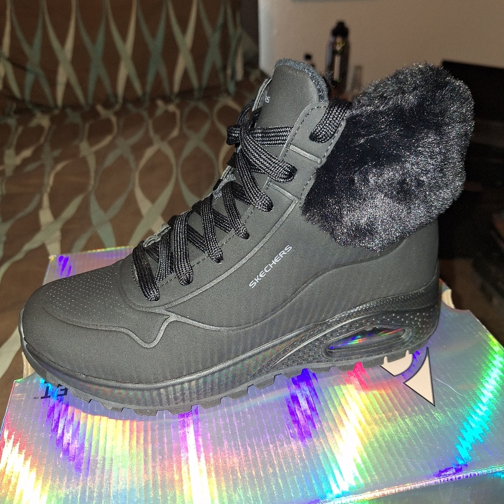 Skechers Womens Boots